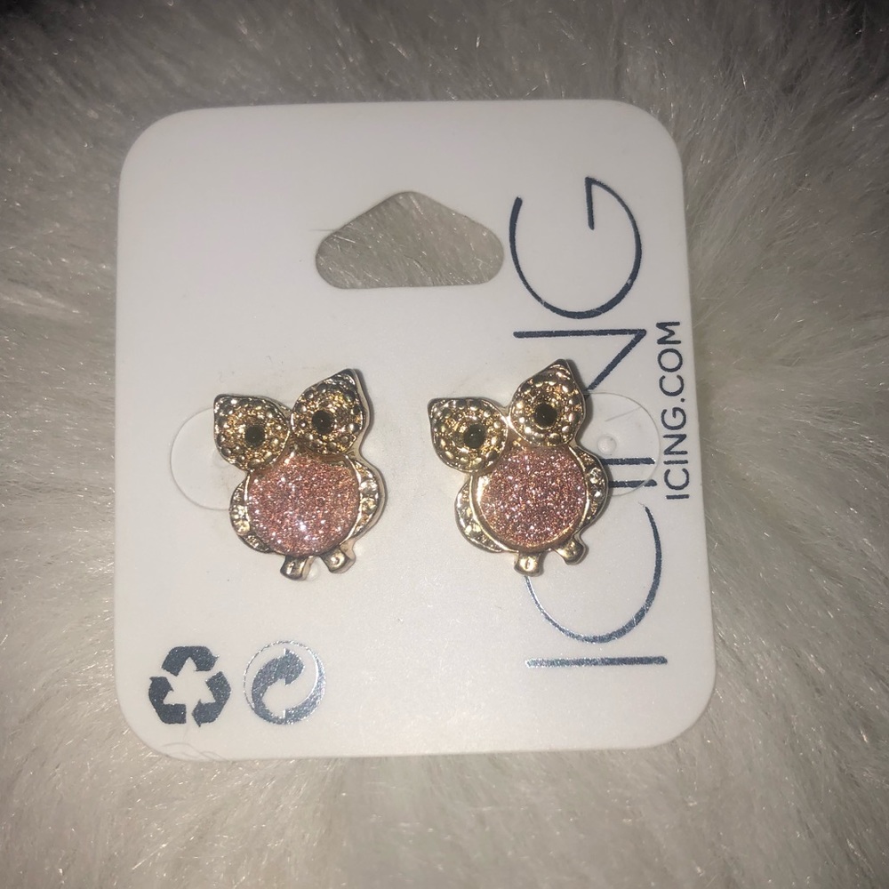 ICING Owl Stud Earrings